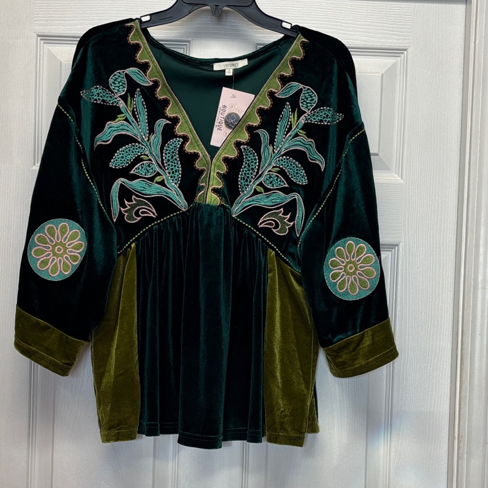 Vervet Embroidered Green Velour  Boho Women's Top Small New